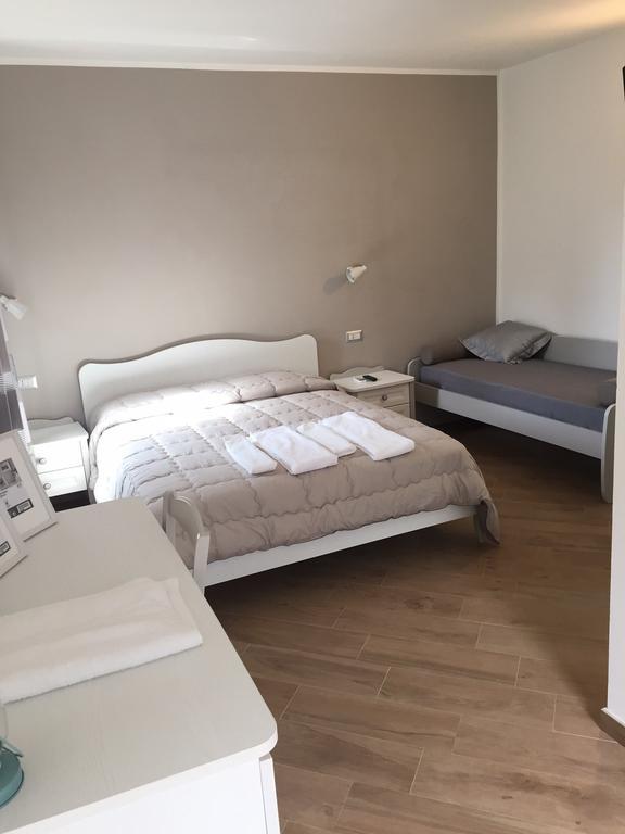 Villa Caterina Affittacamere 马拉泰亚 外观 照片